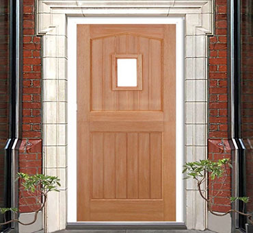 Does the entrance door open inward or outward?